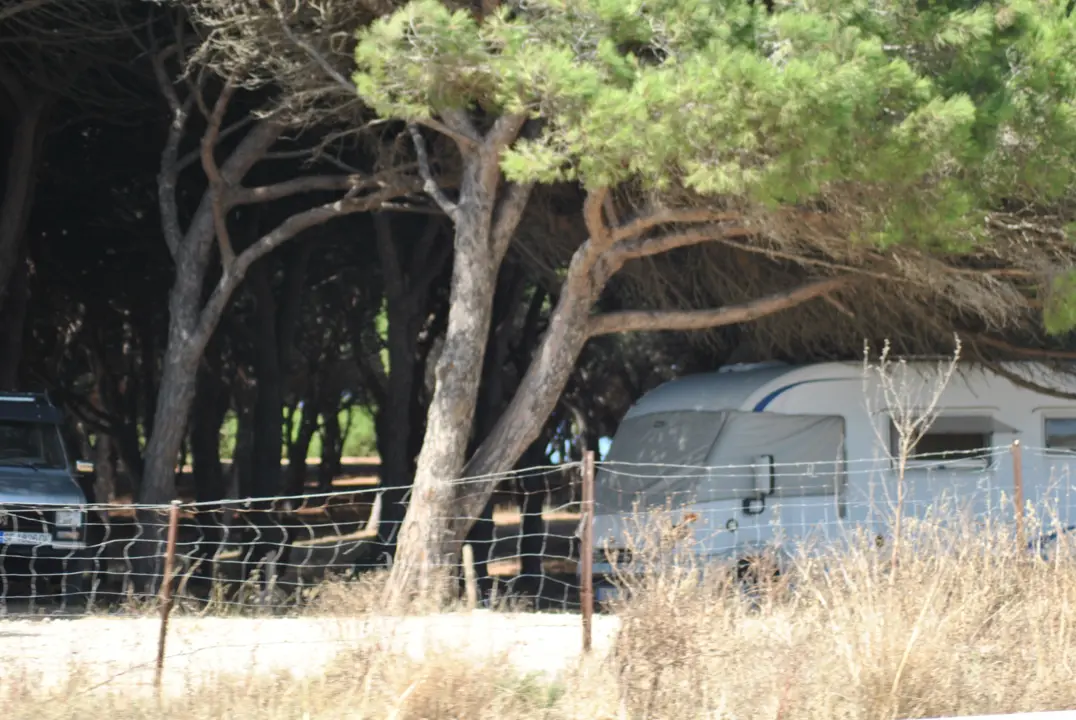 Imagen de archivo de una caravana en el t&eacute;rmino municipal de Tarifa
