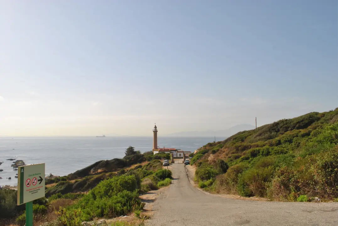 Faro de Punta Carnero2