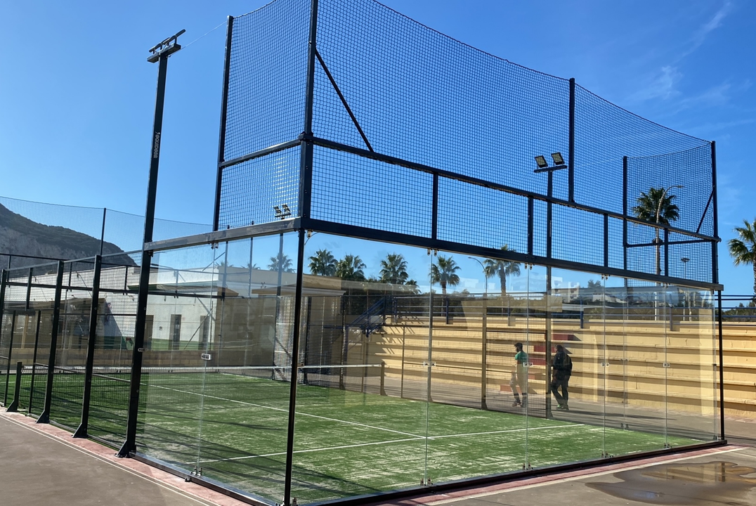 Los seguidores al deporte del pádel en La Línea tendrán más opciones para disputar sus partidos