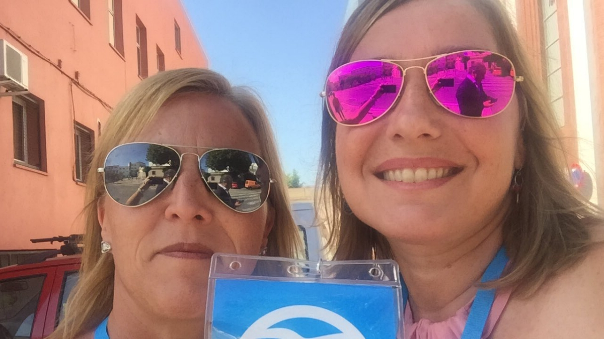 Eva Pajares y Susana Pérez, en unas elecciones pasadas. FOTO- (Perfil de X de Eva Pajares)