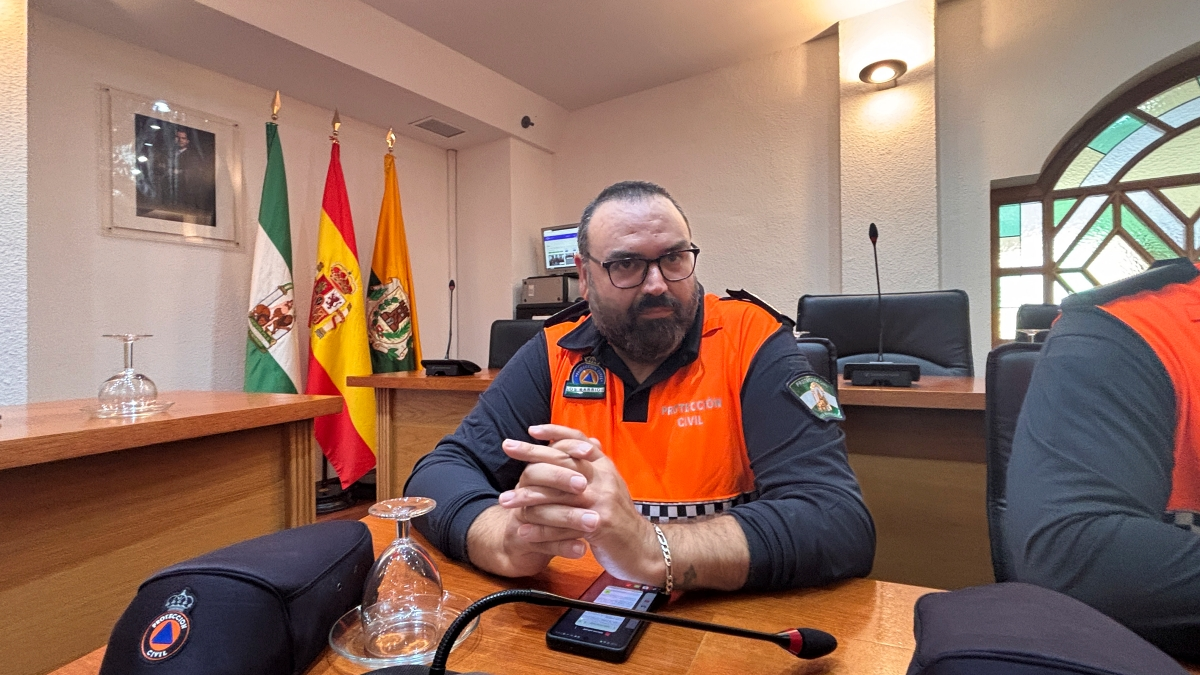 Voluntarios de Protección Civil de Los Barrios tras visitar Valencia 2