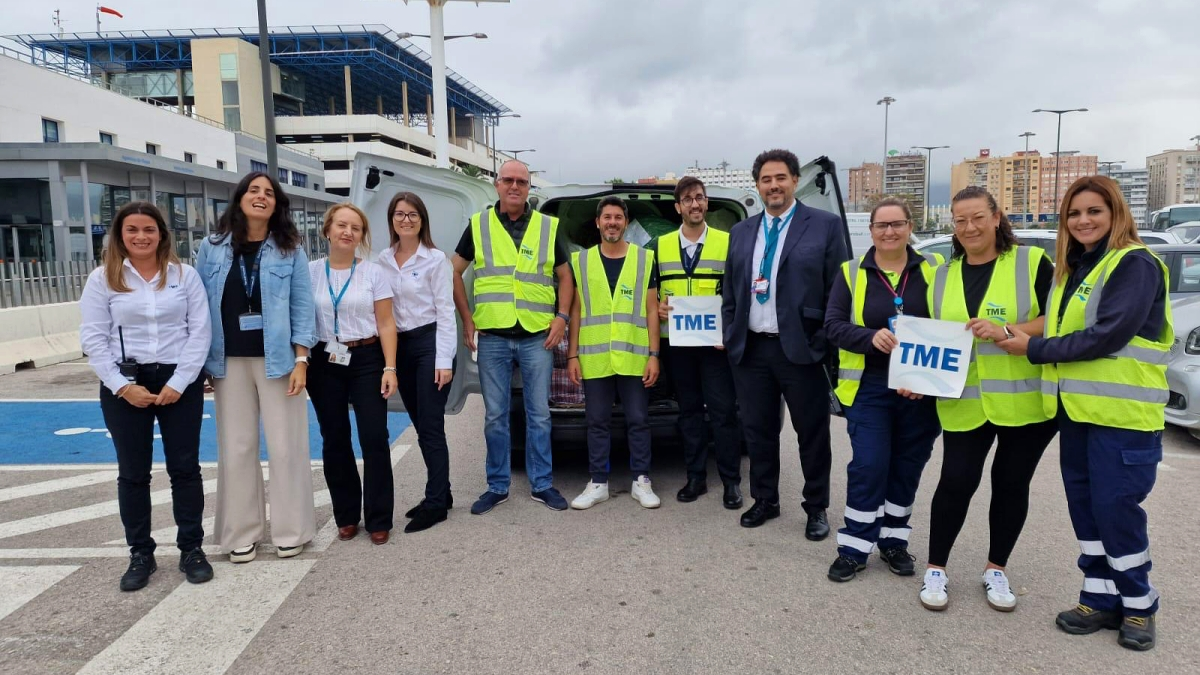 Trabajadores de la estación marítima recogen y envían ayuda para Valencia7
