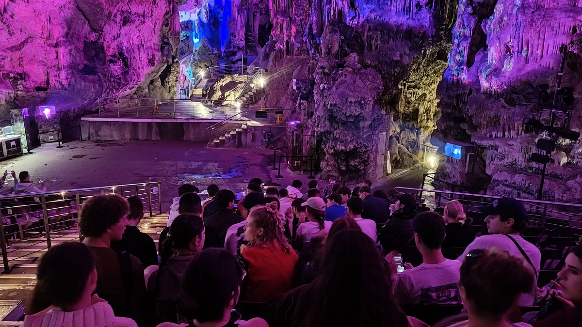 Visita a la Cueva de San Miguel