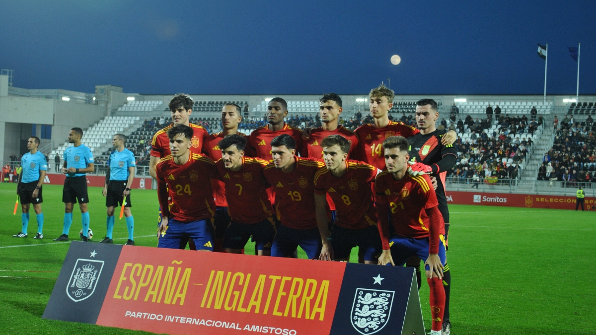 España - Inglaterra sub 21, inauguración del Ciudad de La Línea1