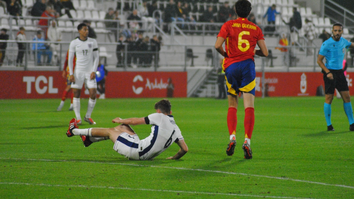 España - Inglaterra sub 21, inauguración del Ciudad de La Línea14