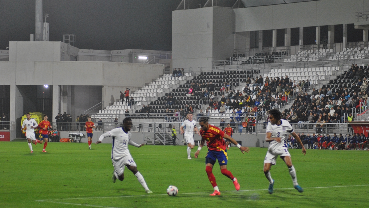 España - Inglaterra sub 21, inauguración del Ciudad de La Línea38