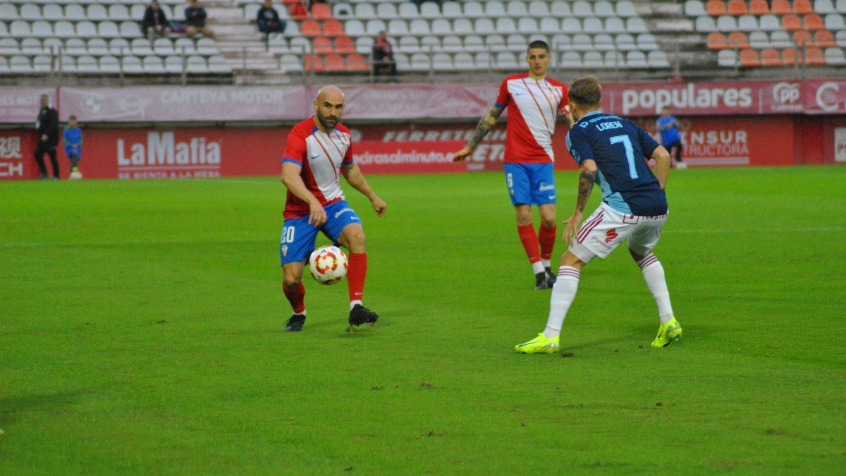 El Algeciras empata a un tanto contra el Real Murcia ante su público 4