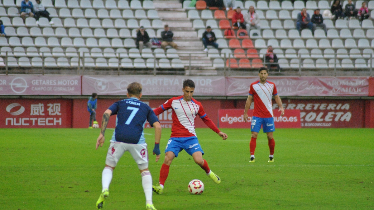 El Algeciras empata a un tanto contra el Real Murcia ante su público 8