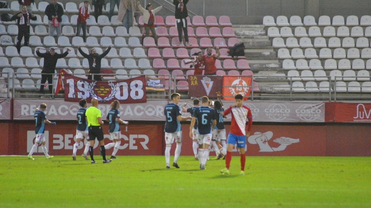 El Algeciras empata a un tanto contra el Real Murcia ante su público 19