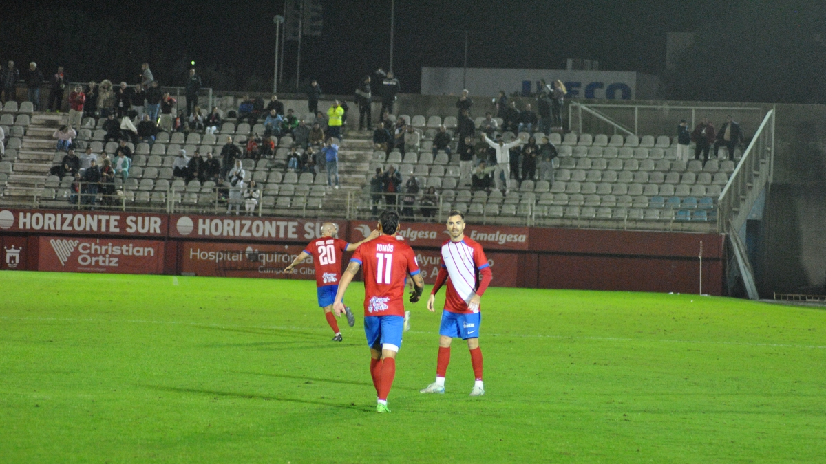 El Algeciras empata a un tanto contra el Real Murcia ante su público 28