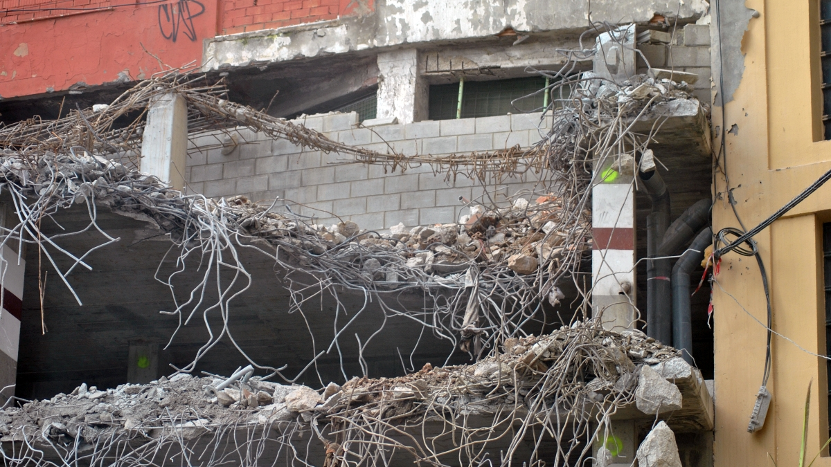Demolición parkng La Escalinata 10
