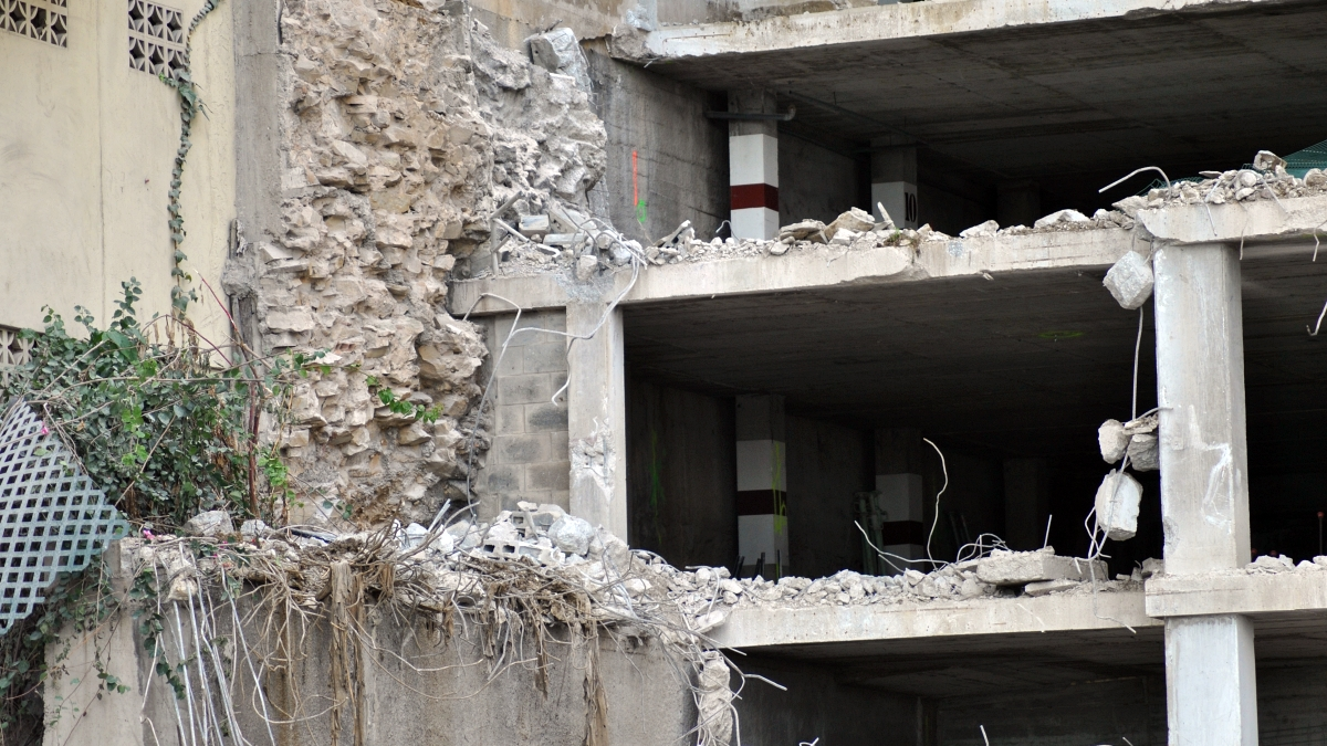 Demolición parkng La Escalinata 28