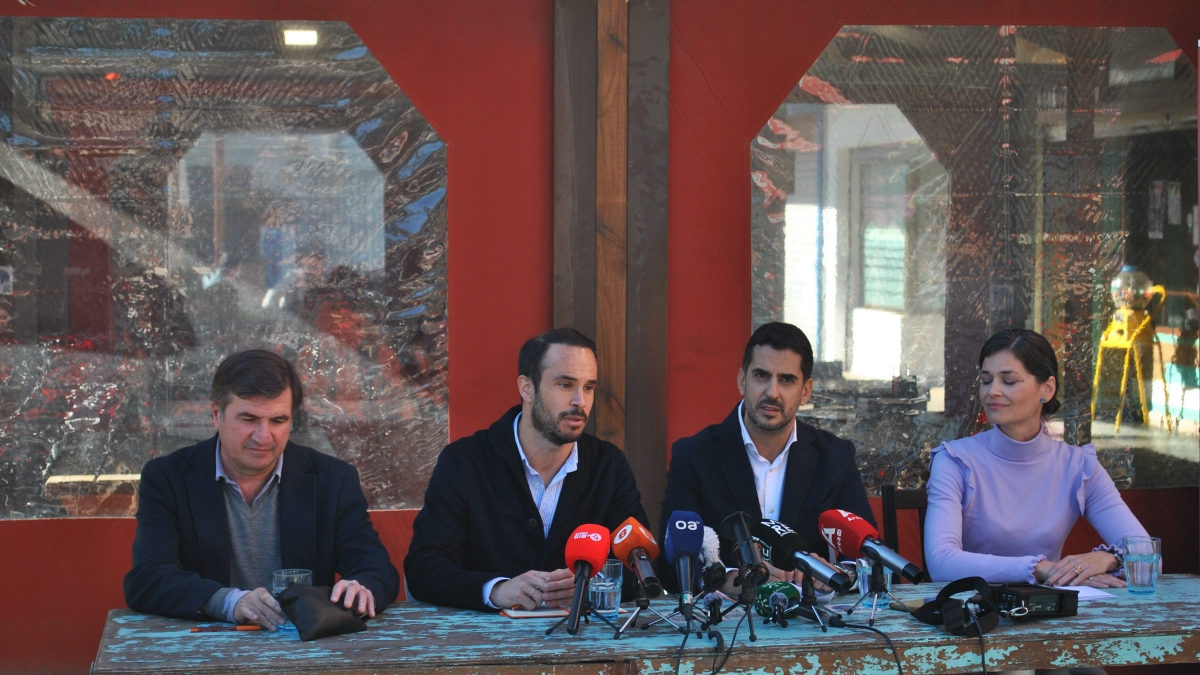 Acto de presentación de Algeciras 100x1001