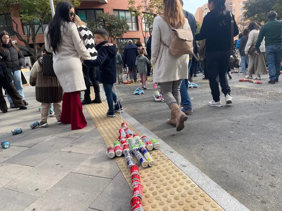 Arrastre de latas en Algeciras