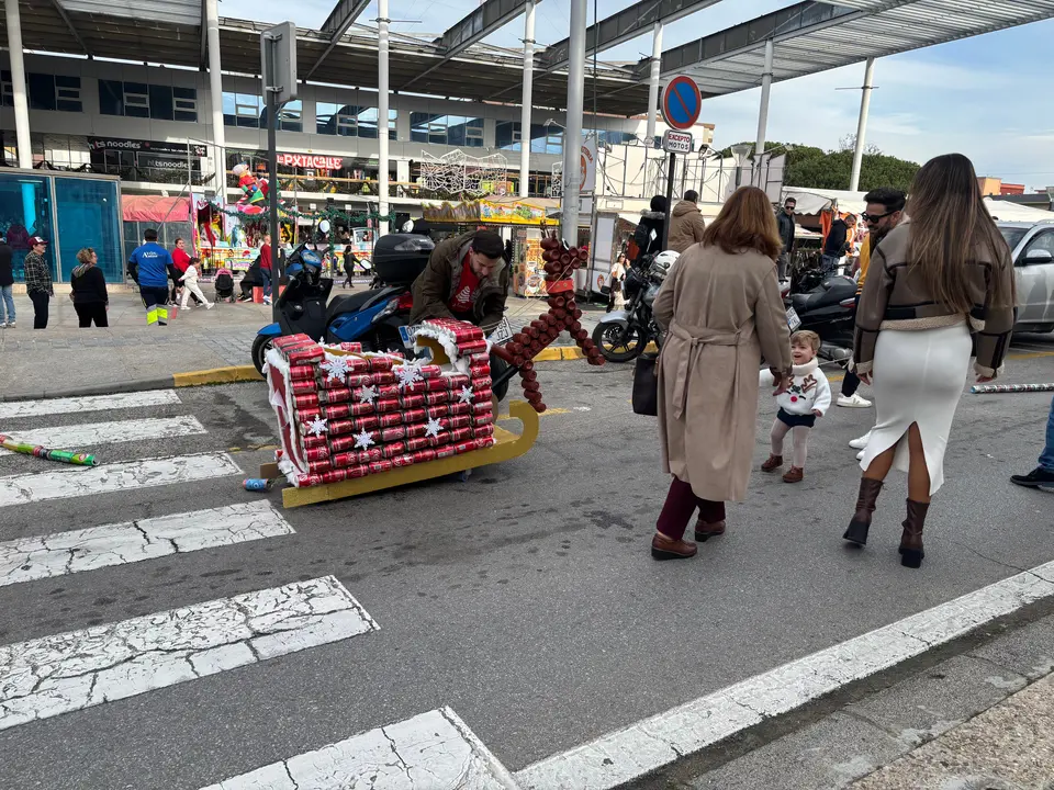Arrastre de latas en Algeciras