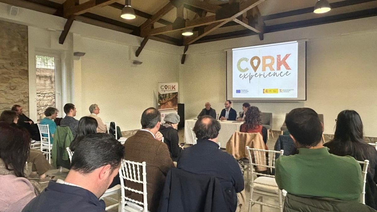 Expertos de sectores como el turismo y el corcho, en la jornada celebrada en La Almoraima