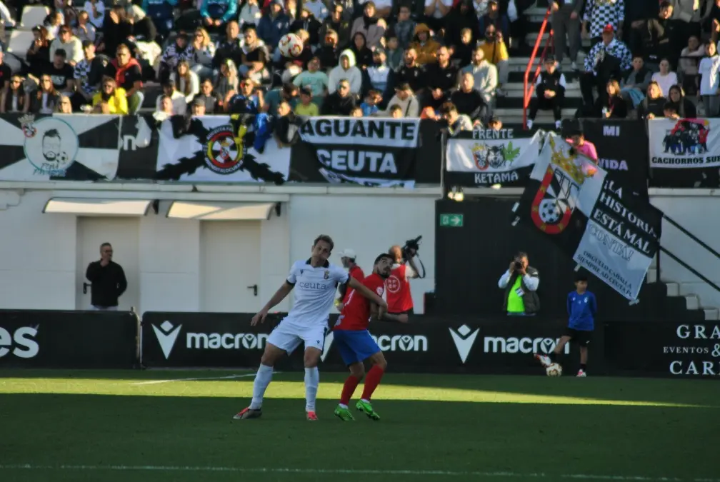 Derbi del Estrecho 42