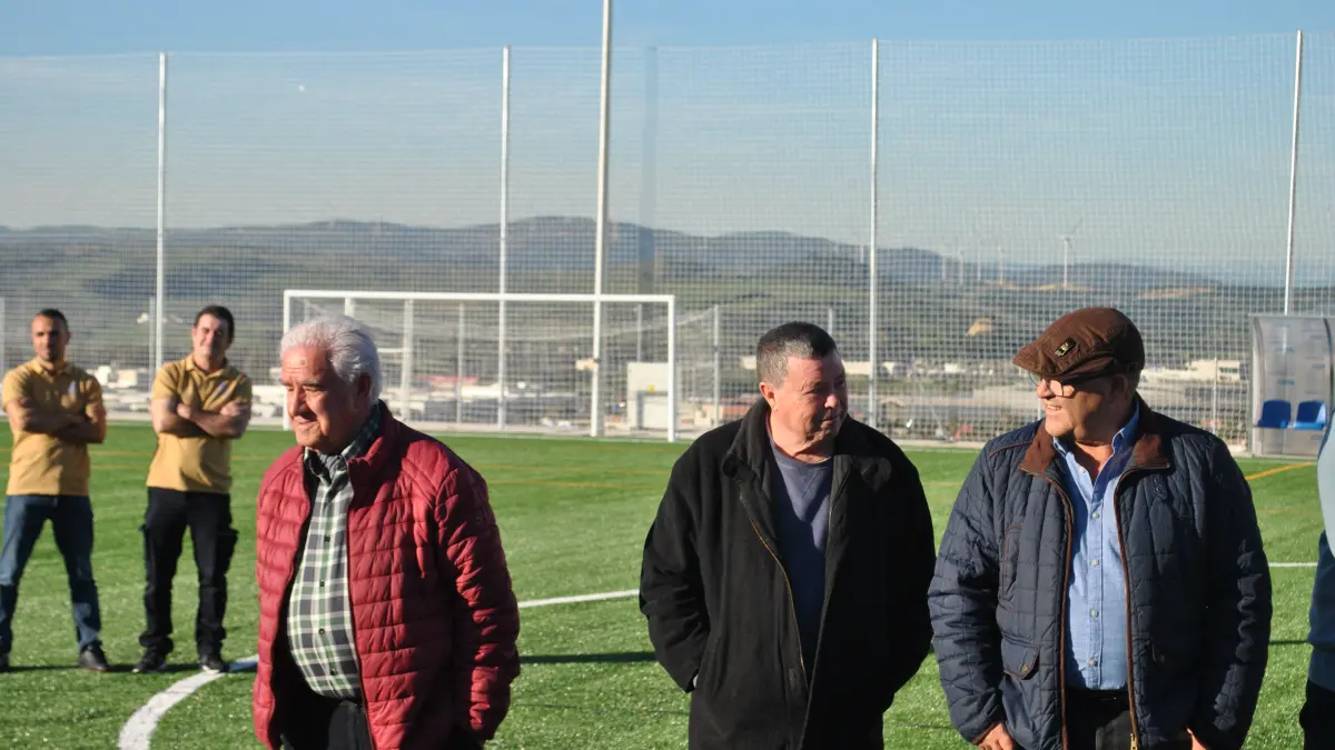 Inauguración del césped del 'Teodosio y Tomás'8
