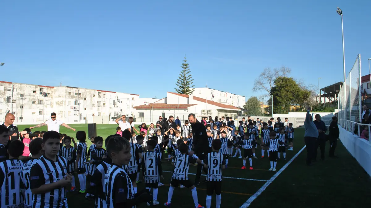 Inauguración del césped del 'Teodosio y Tomás'26