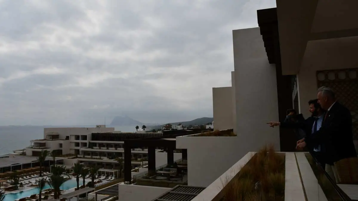 Las impresionantes vistas desde una de las habitaciones del hotel