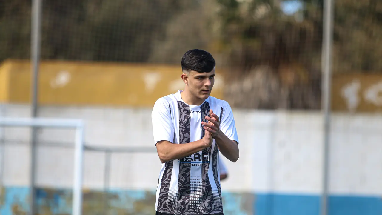 Calderón - Balón Linense 6