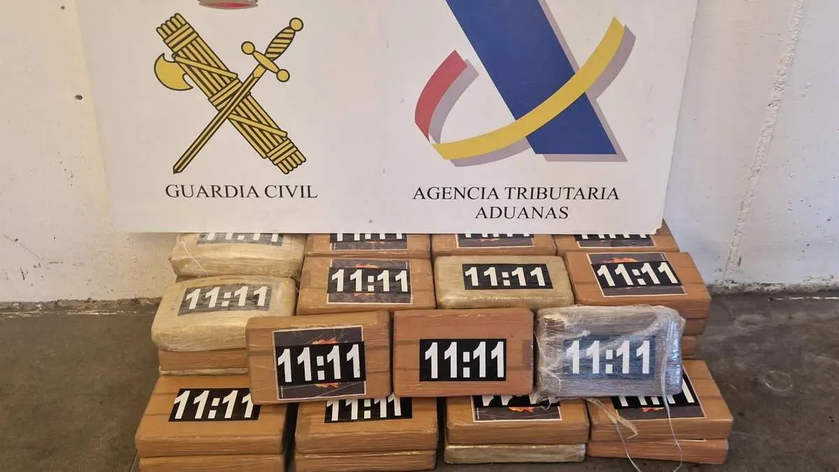 Las 50 'tabletas' localizadas en el puerto algecireño procedentes de Ecuadro