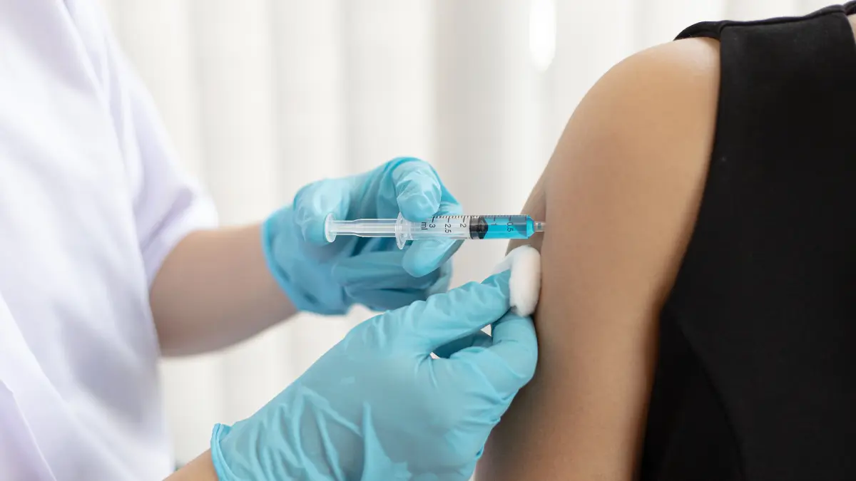 Llamamiento a los adolescentes a que se pongan la dosis del VPH