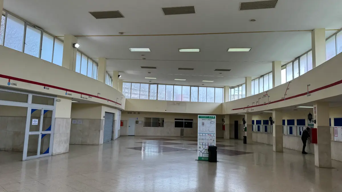 Estación autobuses de La Línea 10