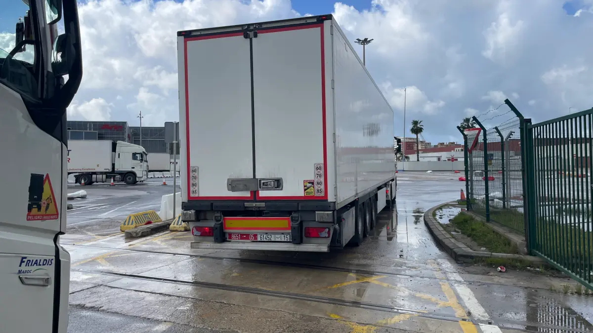 Colapso de camiones en el puerto de Algeciras 9