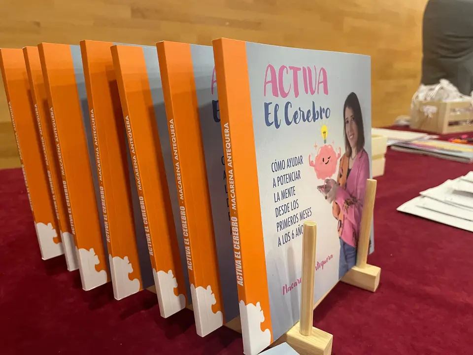 Presentación libro Macarena Antequera 7