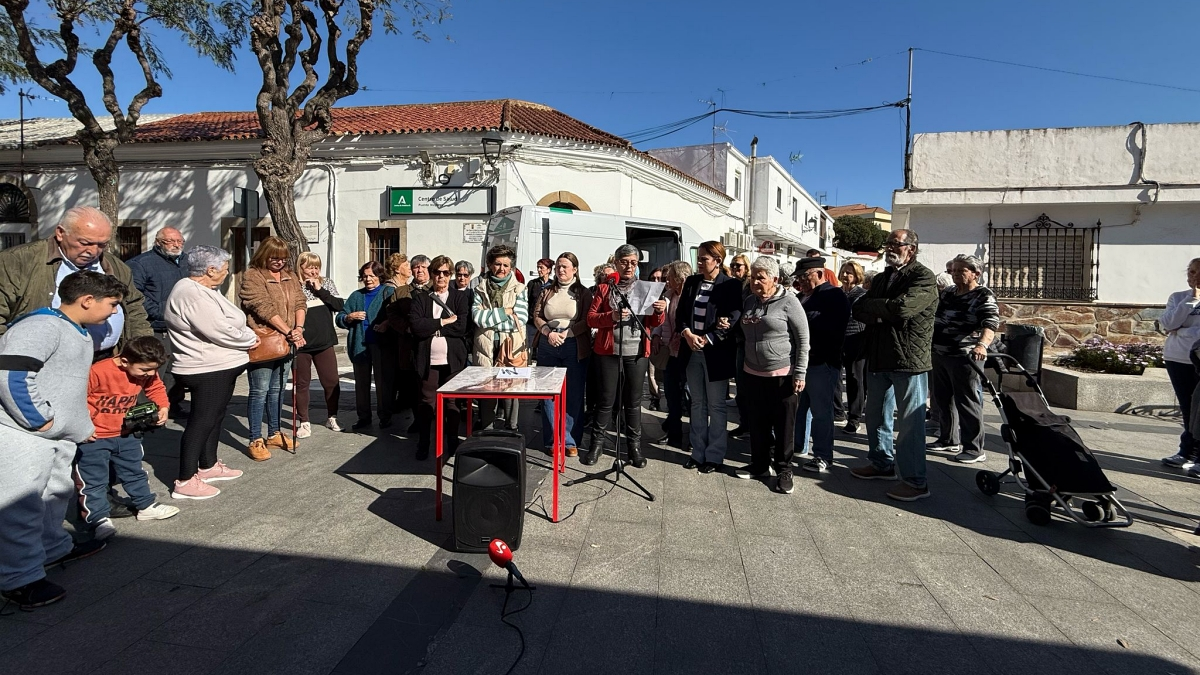 Solidaridad con los santiarios, vecinos de Puente Mayorga han pedido el fin de la violencia en el centro de salud