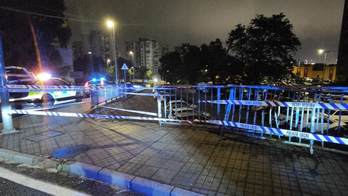 Así quedó la valla, localizada en la barriada de San José Artesano 
