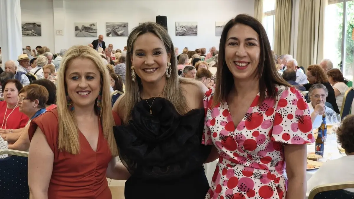 Almuerzo de mayores en la Feria de Los Barrios 14