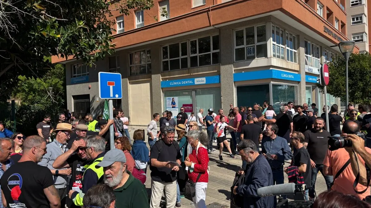 Concentración en apoyo al comité de huelga de Acerinox 3