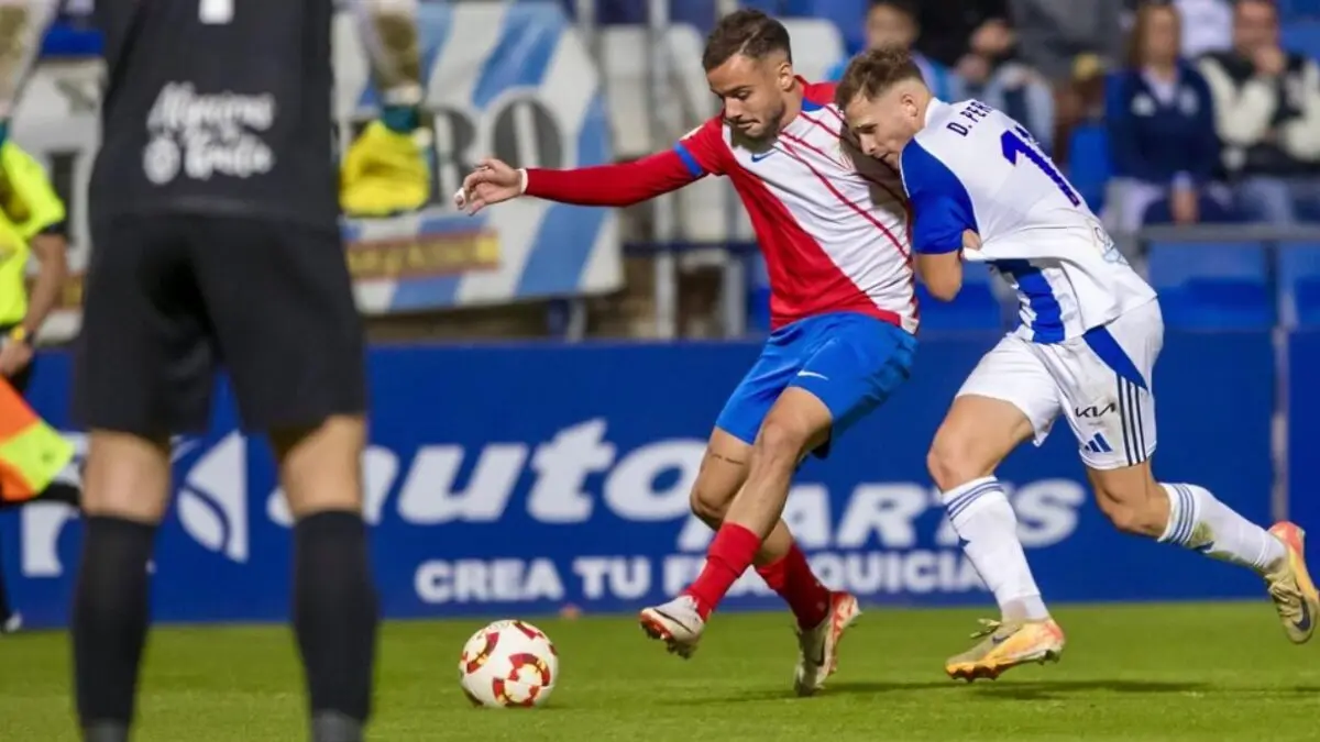 Roldán, en el encuentro disputado frente al Recre en Huelva