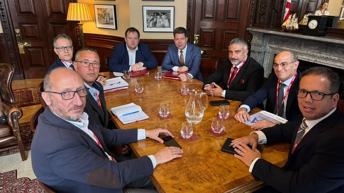 Reunión en Londres que tampoco desvela el devenir de las negociaciones 