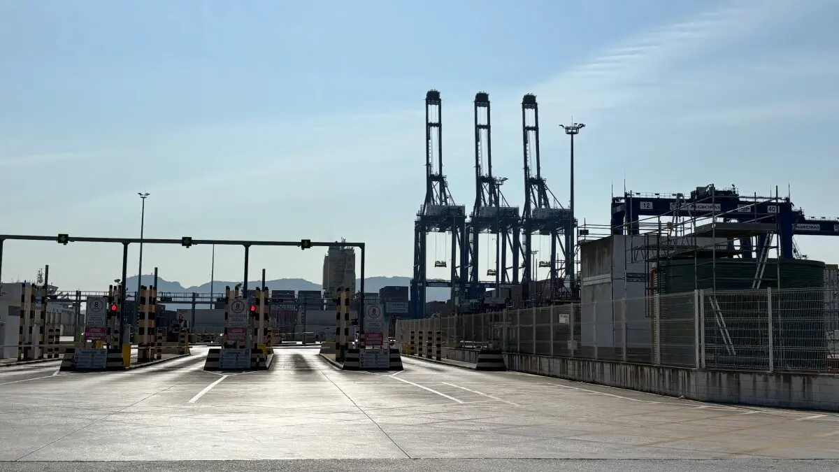 Jornada de paros de los camioneros en TTI Algeciras 6
