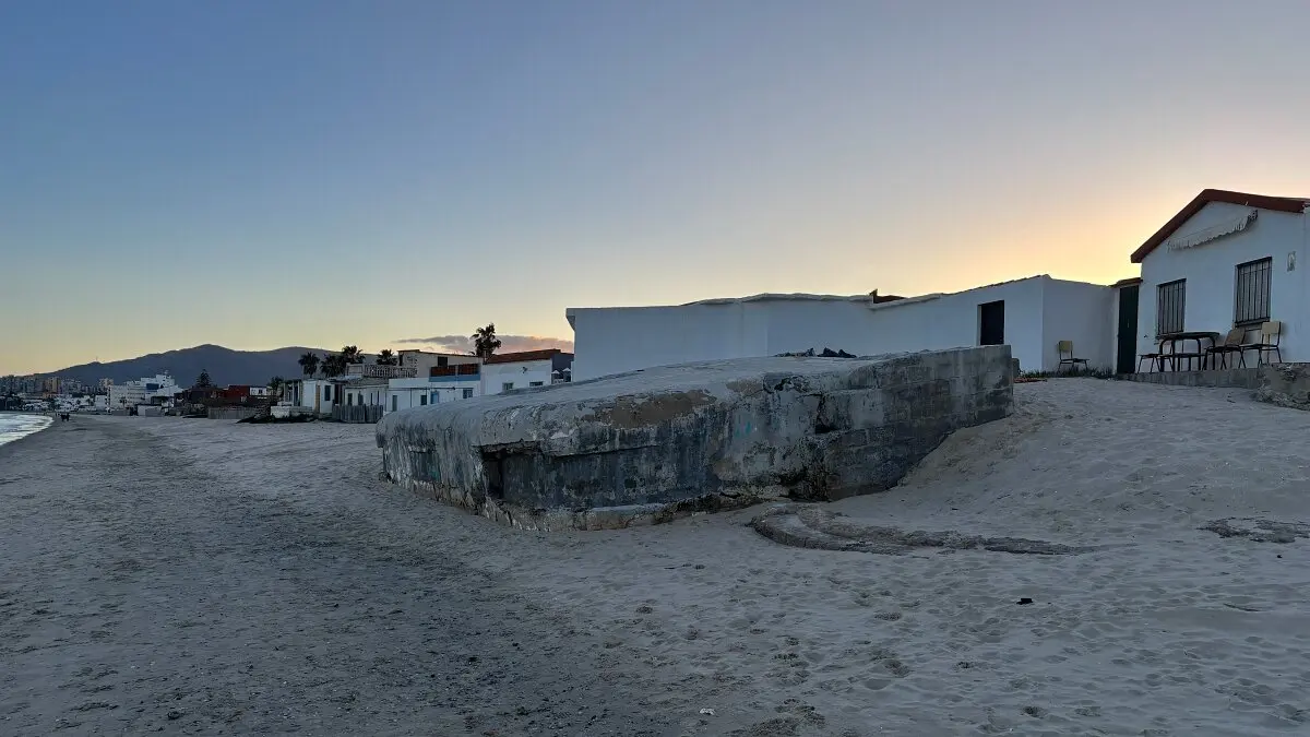 Una de las zonas más afectadas de la playa algecireña 