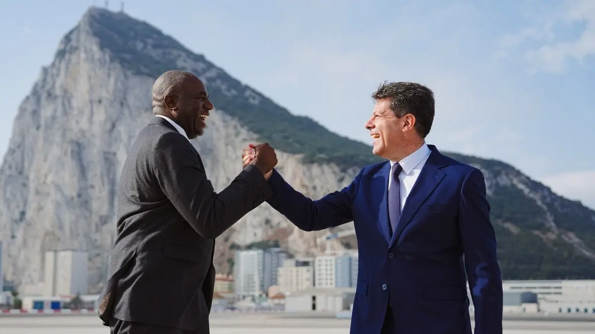 Picardo, en un encuentro mantenido en el Peñón con Lammy