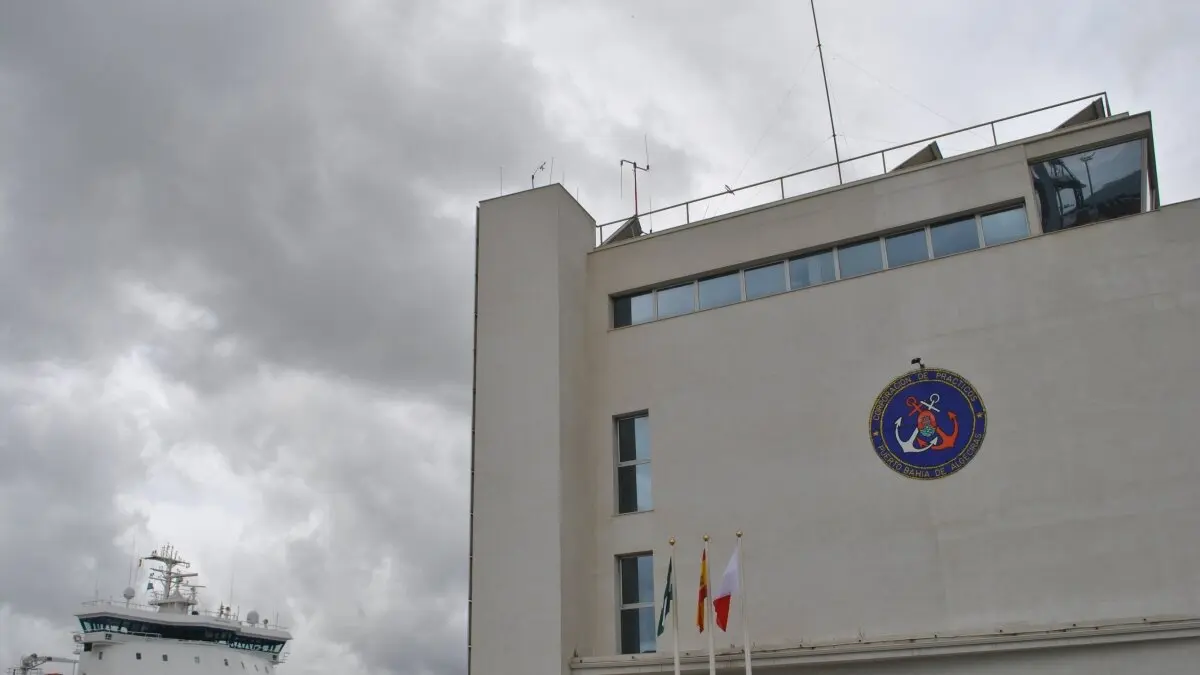Edificio de la Corporación en el puerto algecireño