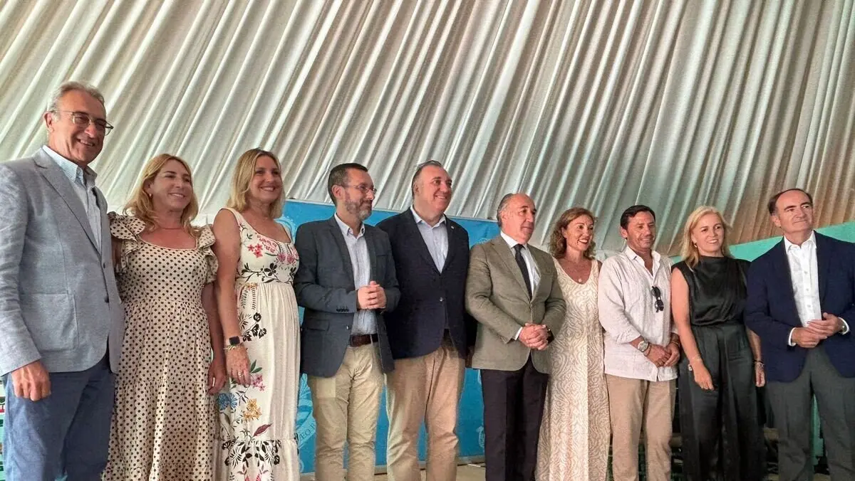Recepci&oacute;n a autoridades y medios de comunicaci&oacute;n en la Feria Real de Algeciras 2025