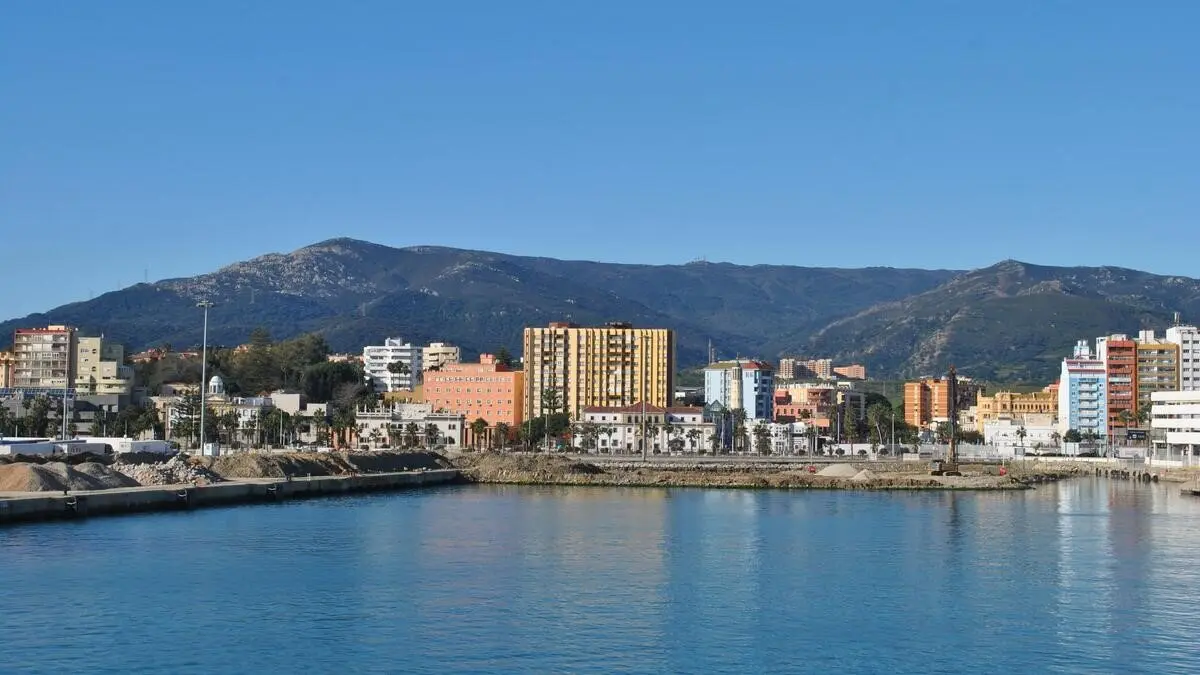 El Puerto de Algeciras contar&aacute; con dos conexiones el&eacute;ctricas en baja tensi&oacute;n