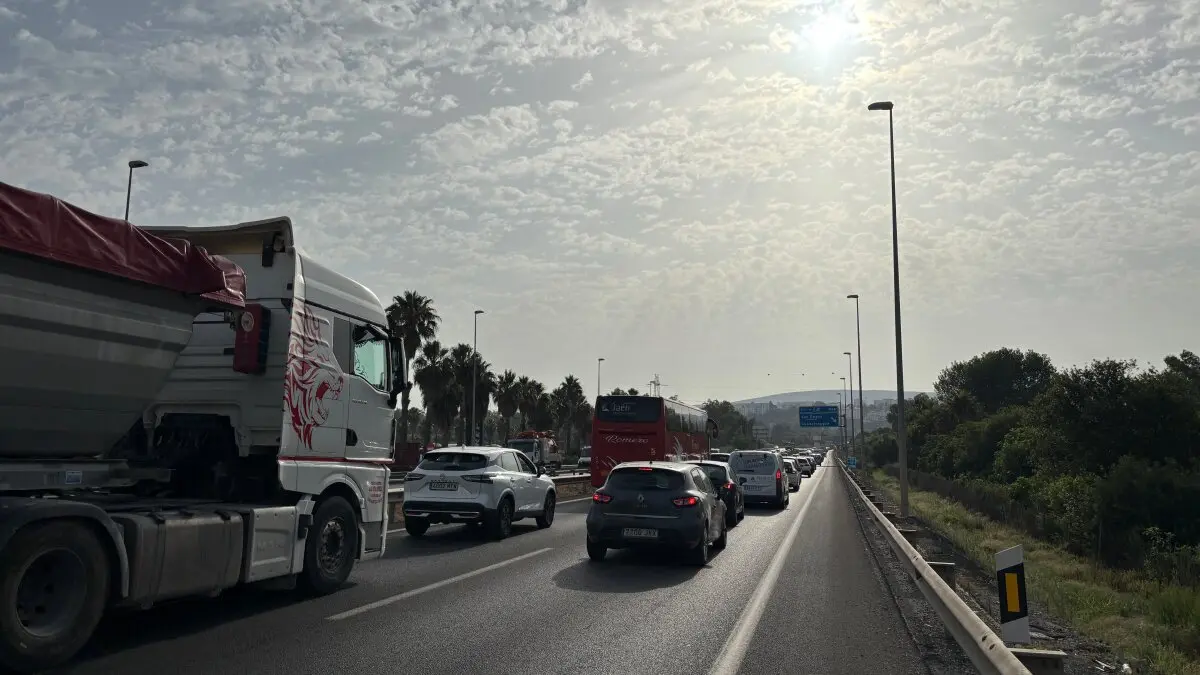 Cortes de carretera por huelga del metal 10
