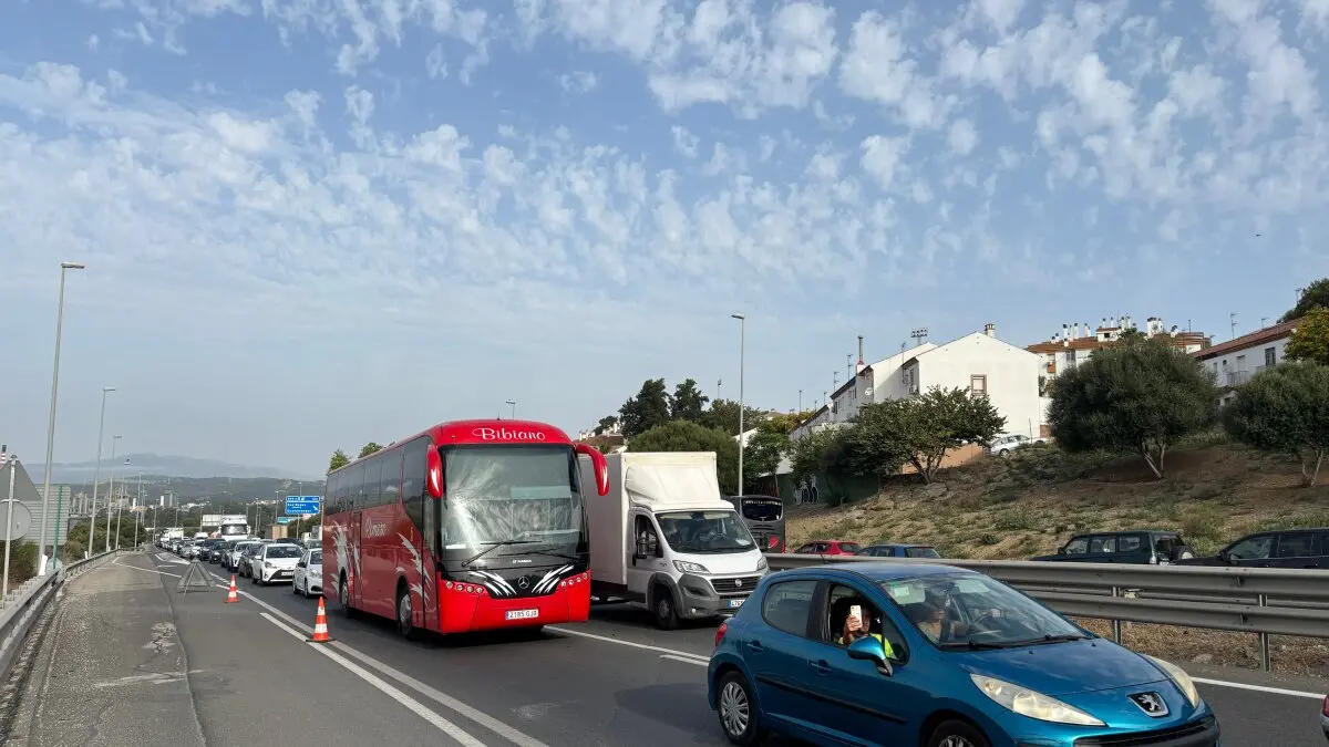 Cortes de carretera por huelga del metal 13