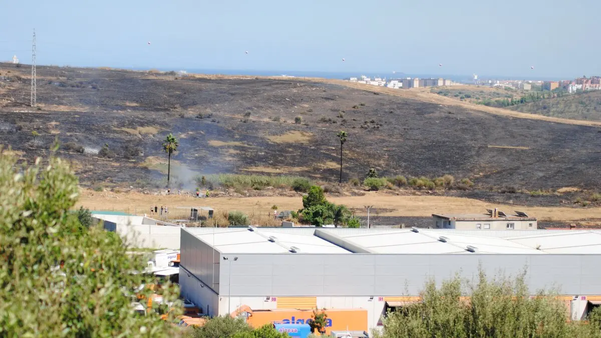 Incendio en Botafuegos 8