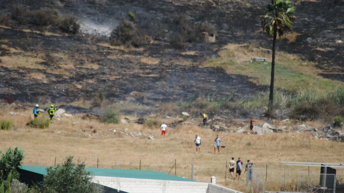 Incendio en Botafuegos 16