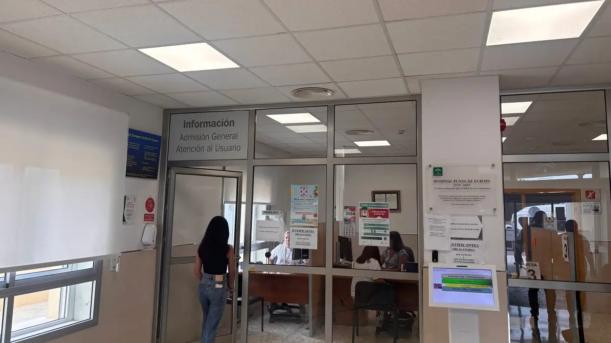 Área de atención al usuario del hospital Punta Europa 3