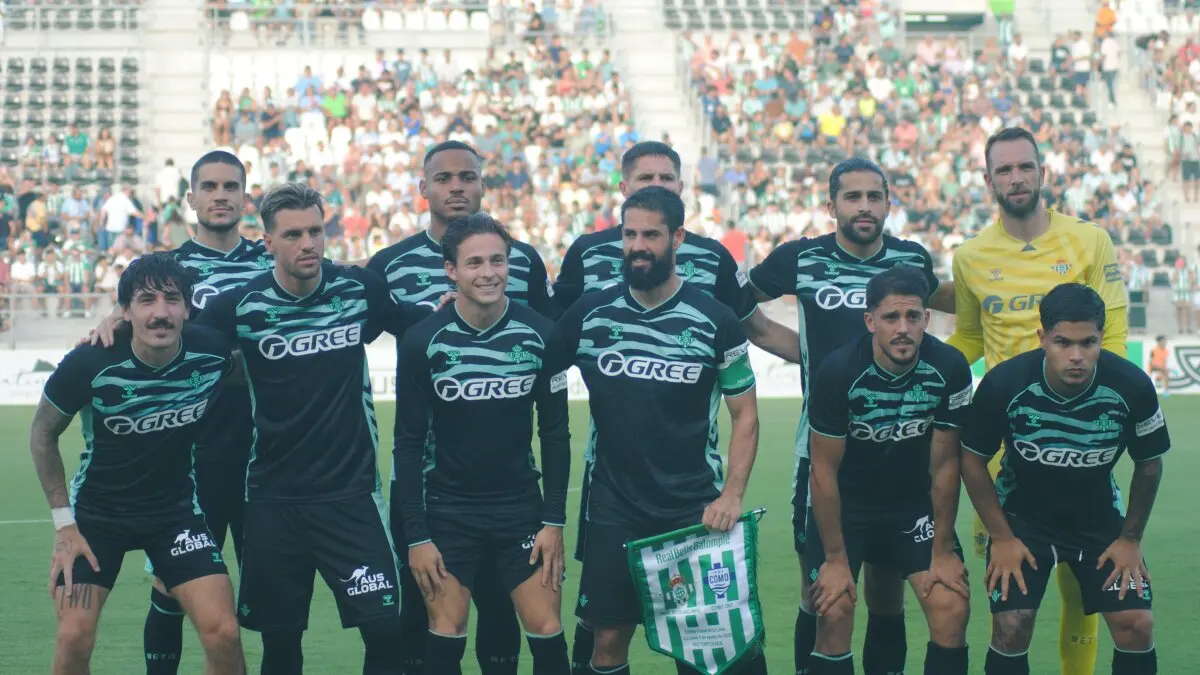 Amistoso Betis - Como en La Línea 4