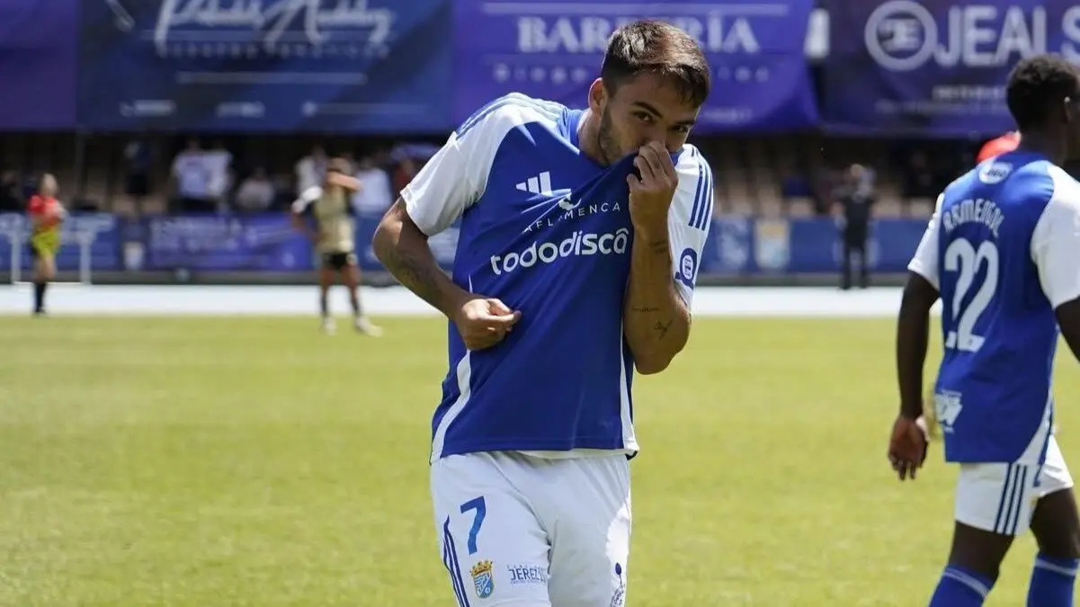 Diego Dom&iacute;nguez, nuevo delantero que llega a la Balona