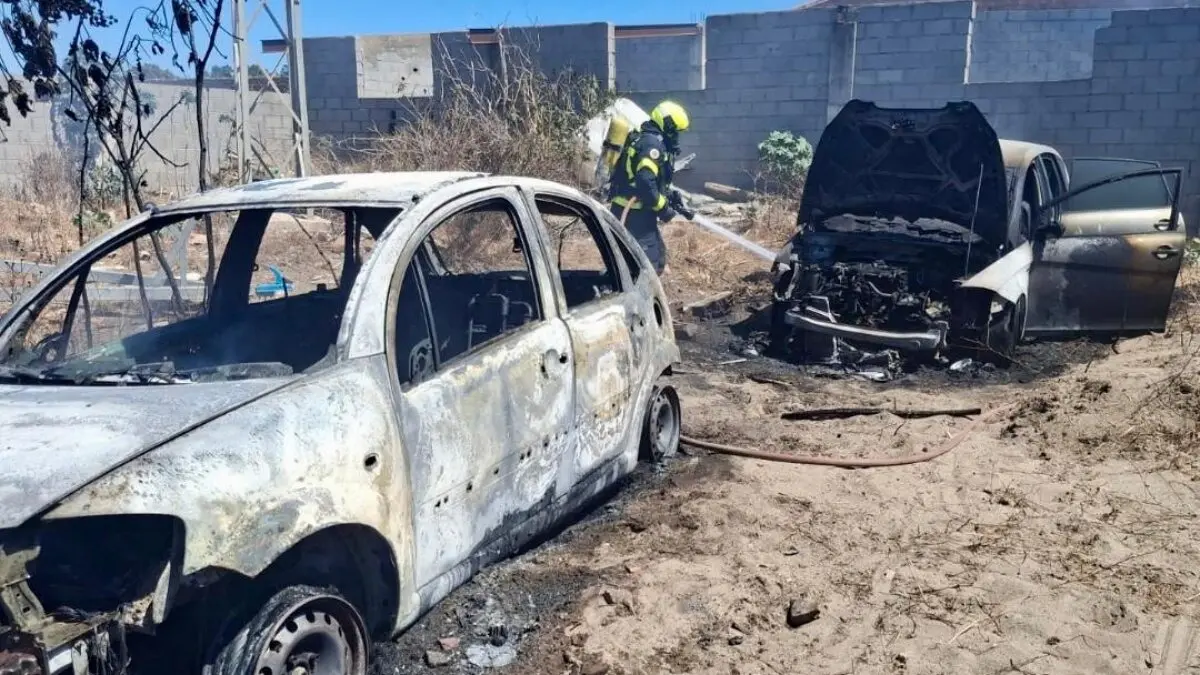Calcinados, así han quedado los dos vehículos